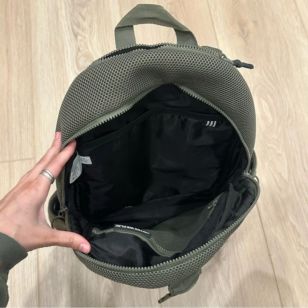 EUC Adidas Mesh Backpack - Picture 5 of 9